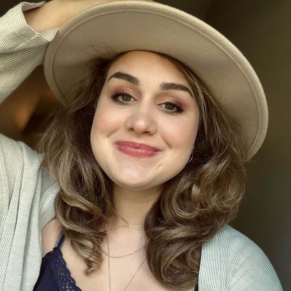 Meet your Posher, Eleanor